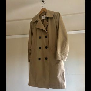 The Everlane Trench